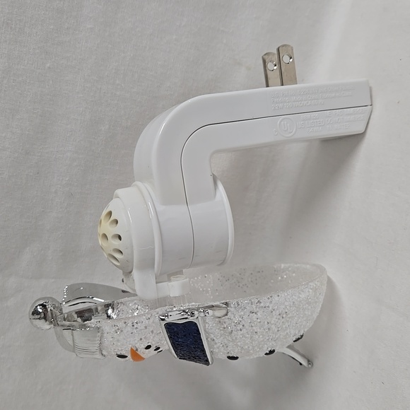 Bath & Body Works Wallflower Snowman  Plugin Diffuser Night Light Glitter CUTE - Picture 9 of 16
